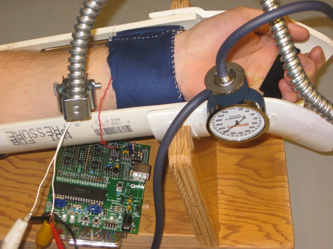 Close-up view of the inflatable cuff and stabilizing system.
