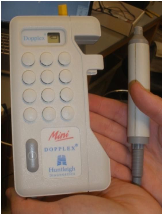 Device used to obtain ultrasound audio signal from radial artery
