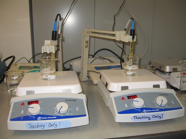 Our set up for testing poloxamer gelation temperature.