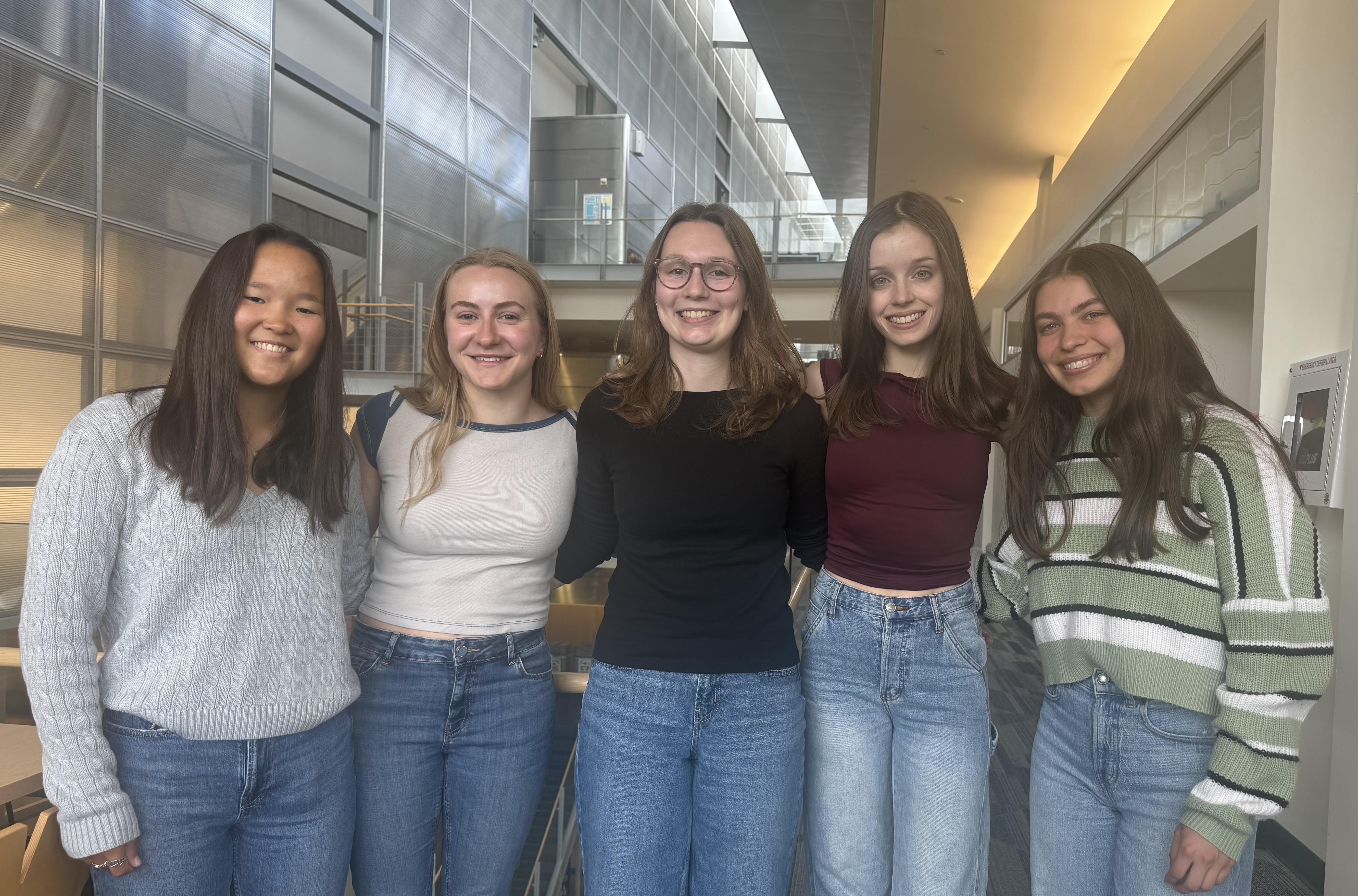 Team from left to right: Helene Schroeder, Lilly Mackenzie, Avery Schuda, Orla Ryan, Corissa Hutmaker
